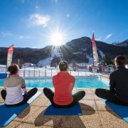 Serre Chevalier no Inverno Vista da Piscina para a Montanha e Neve